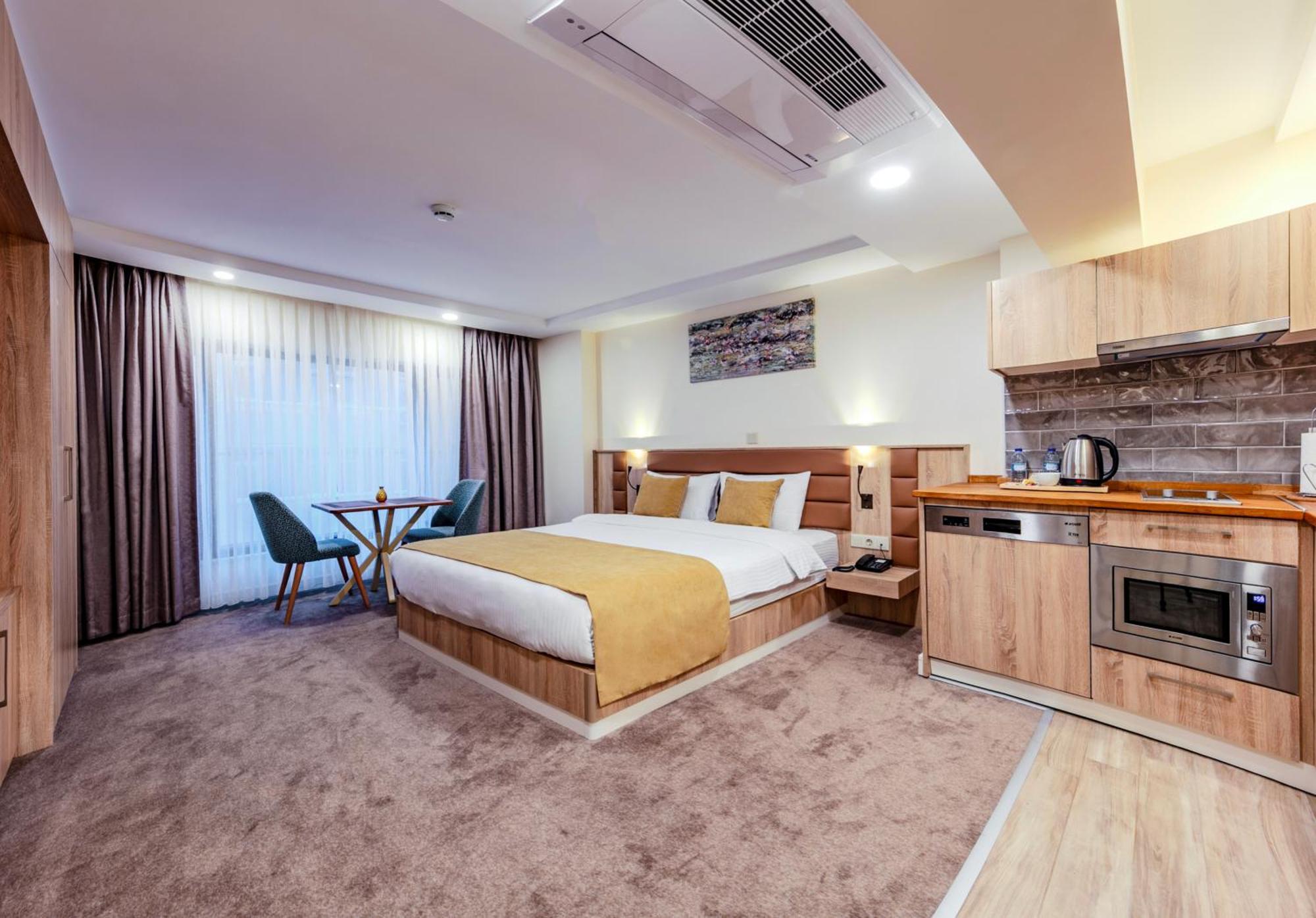 Roys Hotel & Suites Istanbul Exterior photo